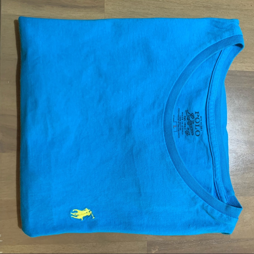 Men’s tee shirt